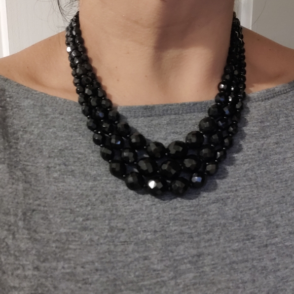 Vintage 60s Jet Black Crystal Graduated Triple Stand Necklace - Picture 4 of 13